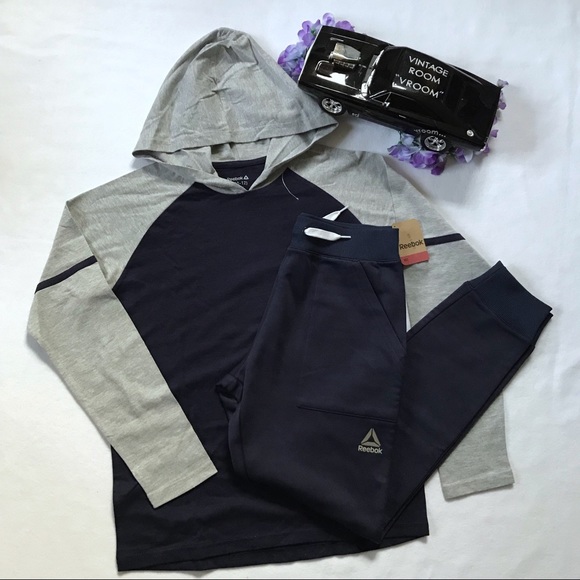 Reebok Other - Reebok NWOT Outfit for Boys M
